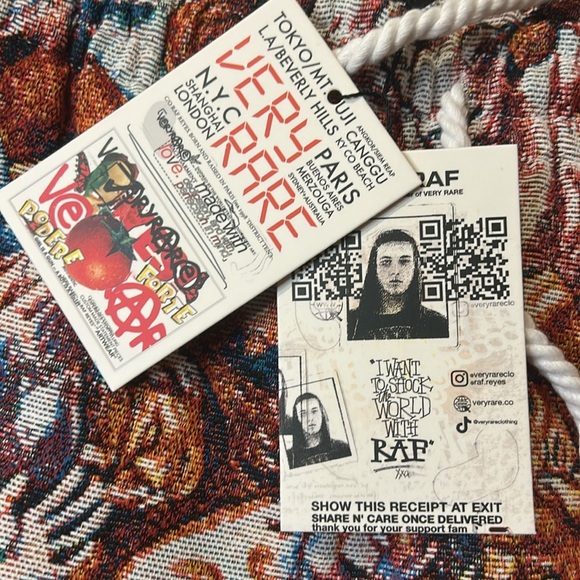 Very Rare Brand Renaissance Art Shorts. NWT. Size M. Men’s - Picture 4 of 12